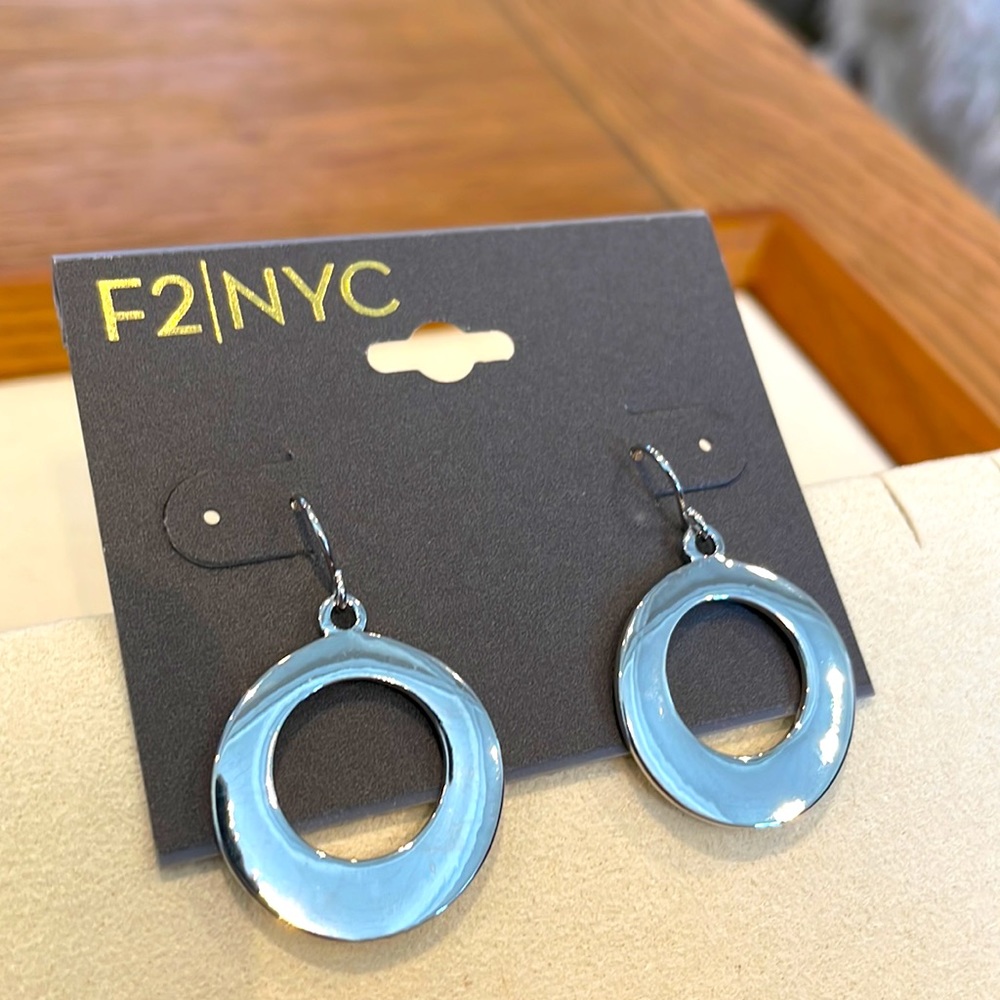 Silver Circle Pendant Earrings BRAND NEW